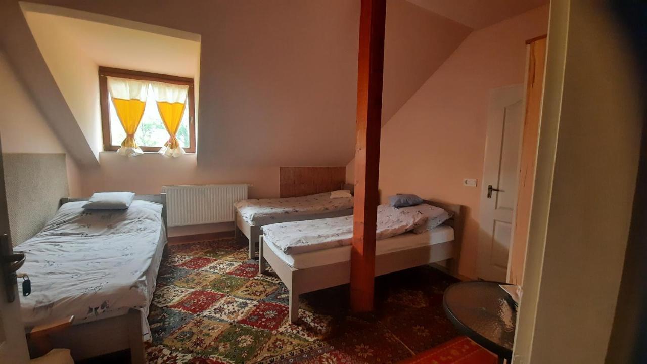 Ferienwohnung Torony Lovarda Maganszallas Kiskunfélegyháza Exterior foto